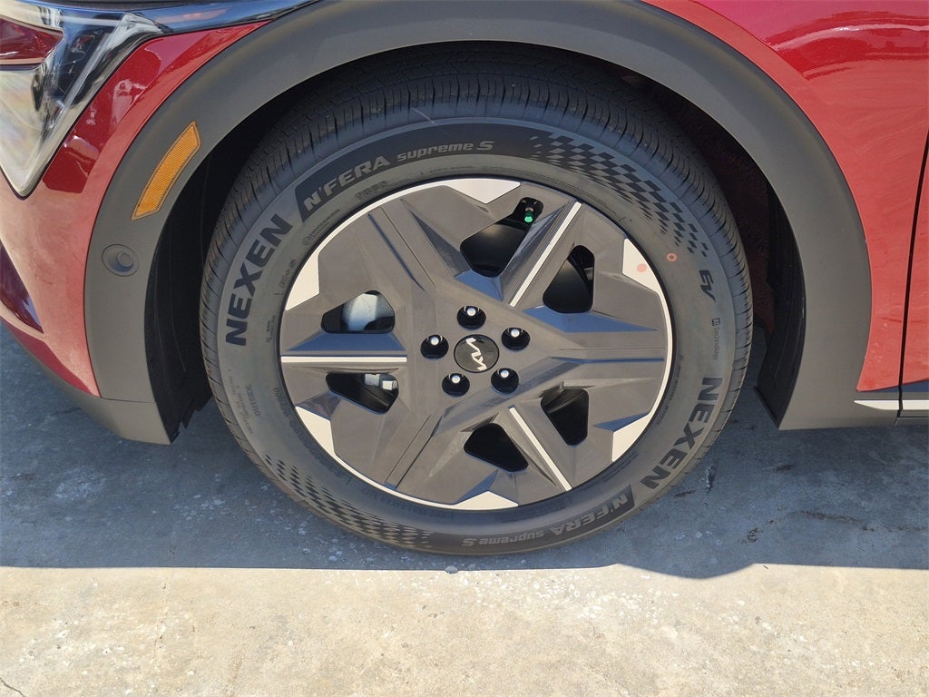 2025 Kia EV6 Light