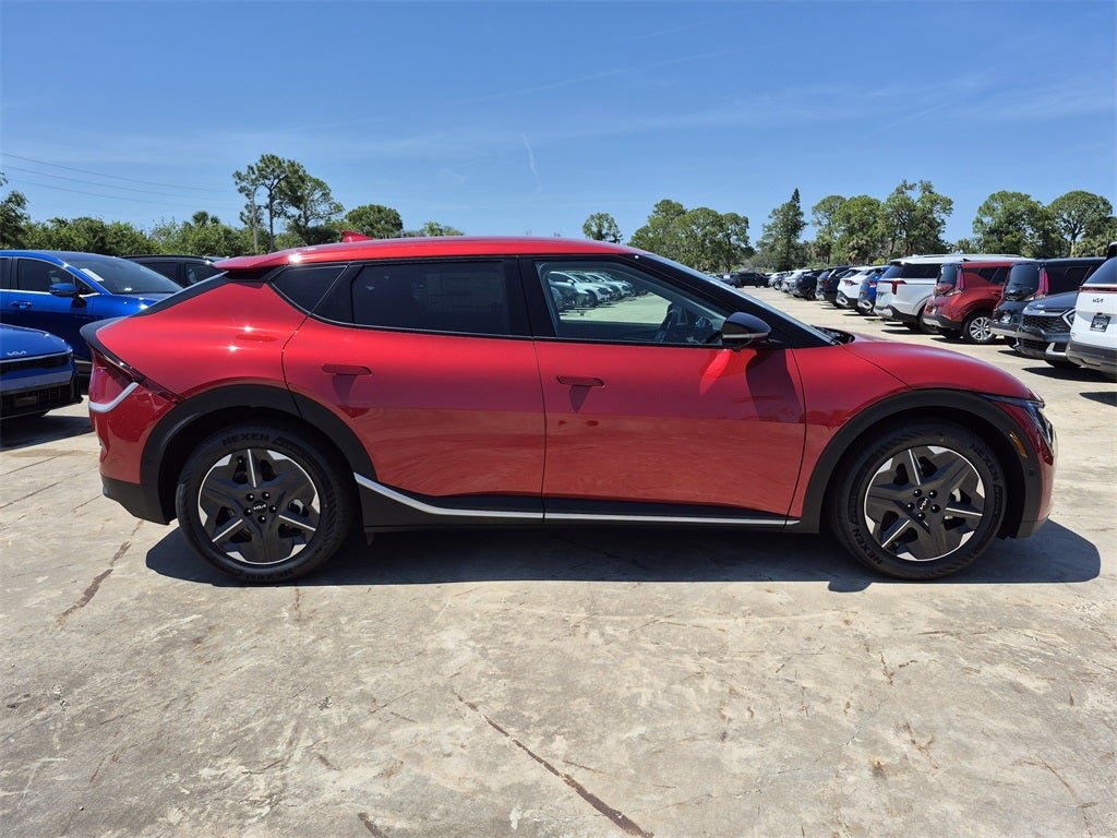 2025 Kia EV6 Light