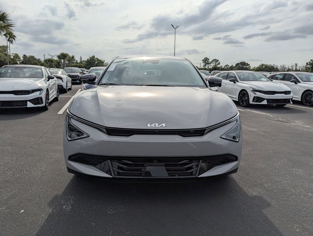 2026 Kia EV6 Wind