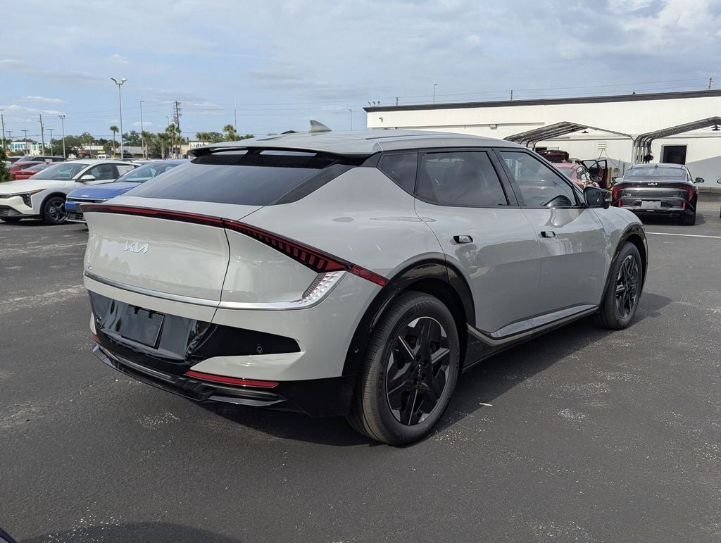 2026 Kia EV6 Wind