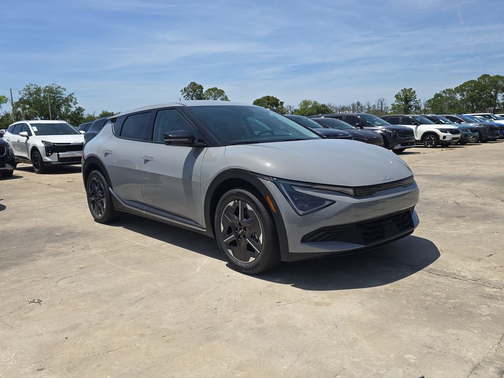 2026 Kia EV6 Light