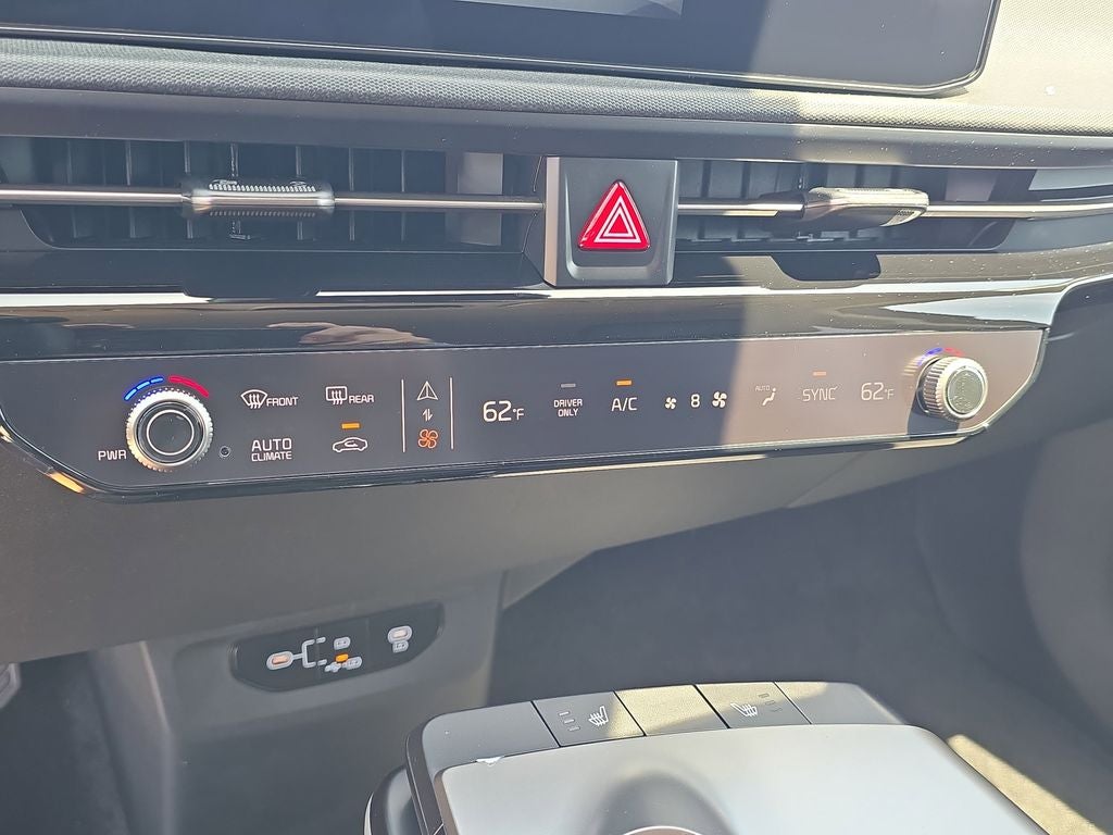 2026 Kia EV6 Light