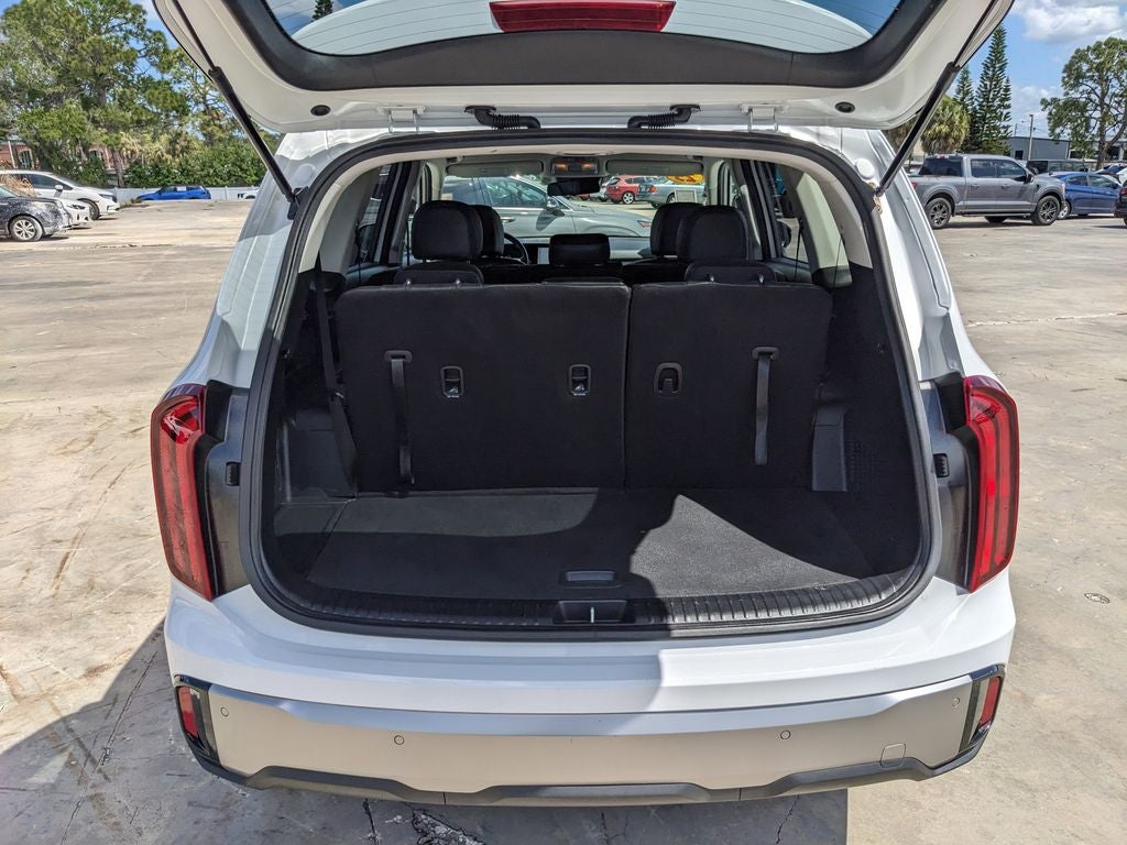 2025 Kia Telluride LX