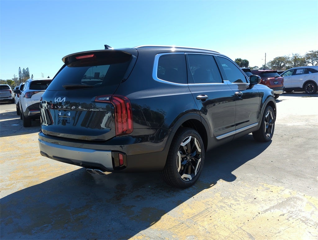 2025 Kia Telluride S