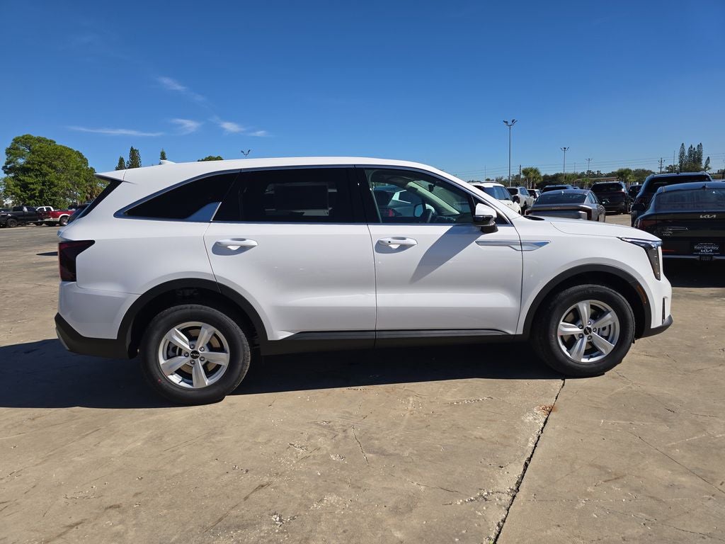 2026 Kia Sorento LX