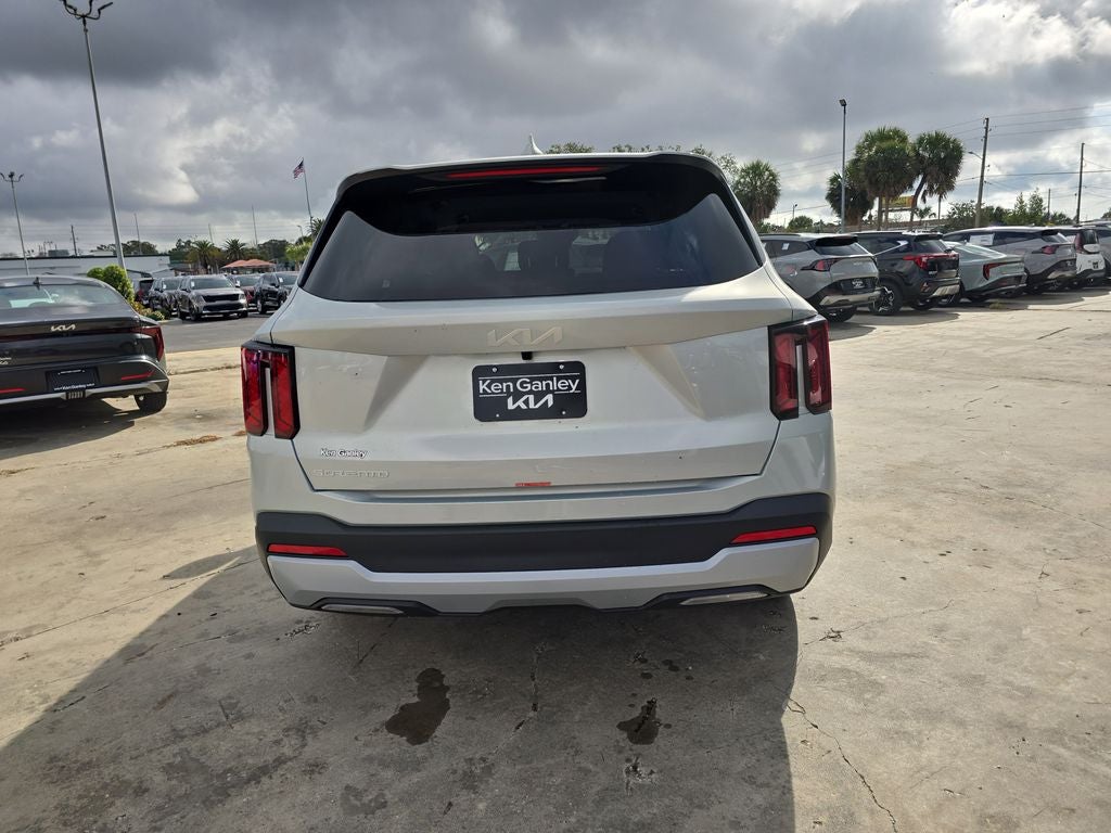 2026 Kia Sorento LX