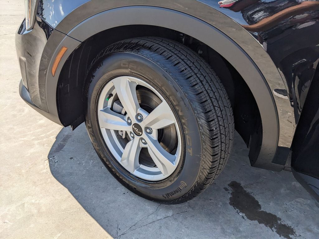 2025 Kia Sorento LX