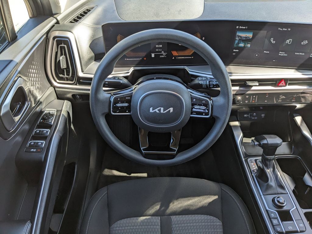 2025 Kia Sorento LX