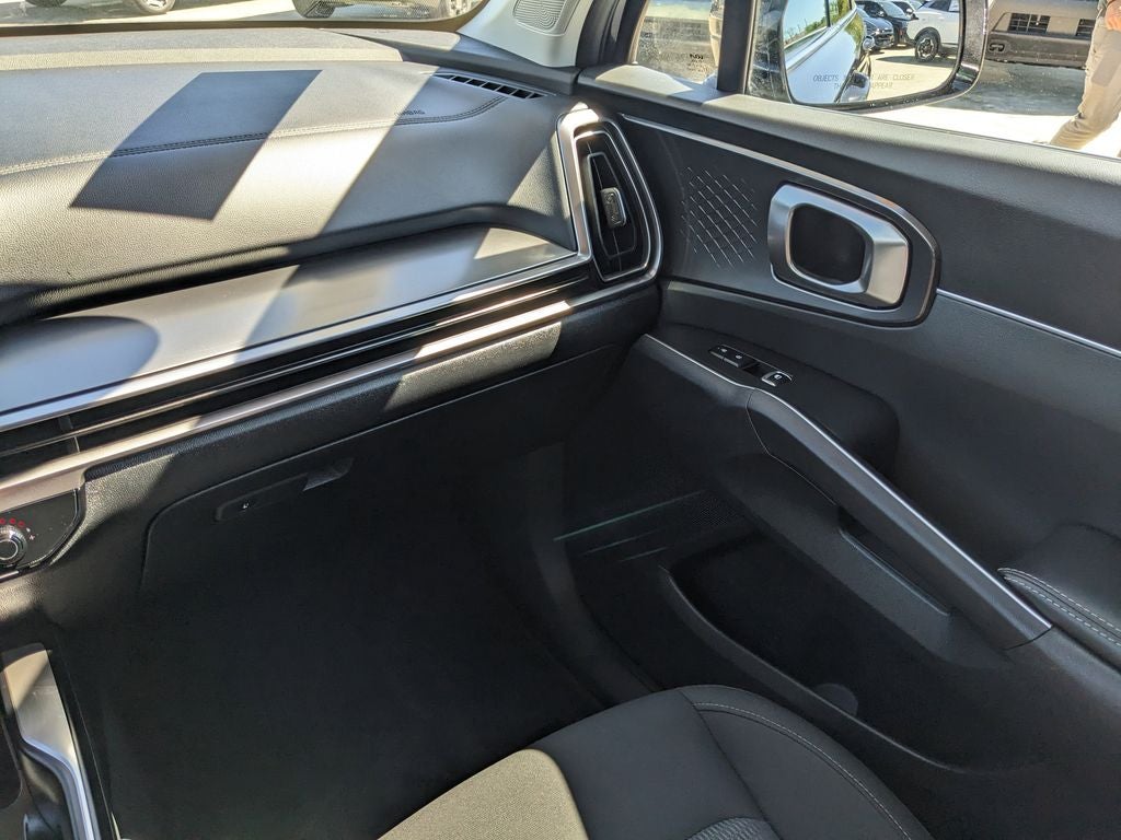 2025 Kia Sorento LX