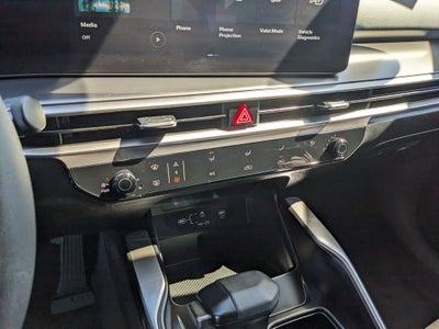2025 Kia Sorento LX