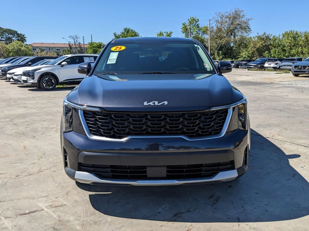 2025 Kia Sorento LX