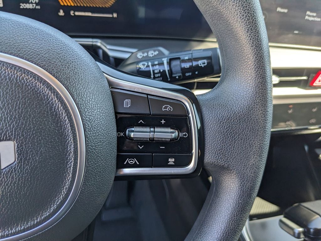 2025 Kia Sorento LX