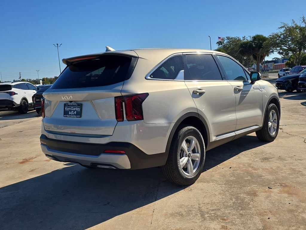2026 Kia Sorento LX
