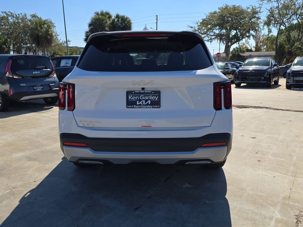 2026 Kia Sorento LX