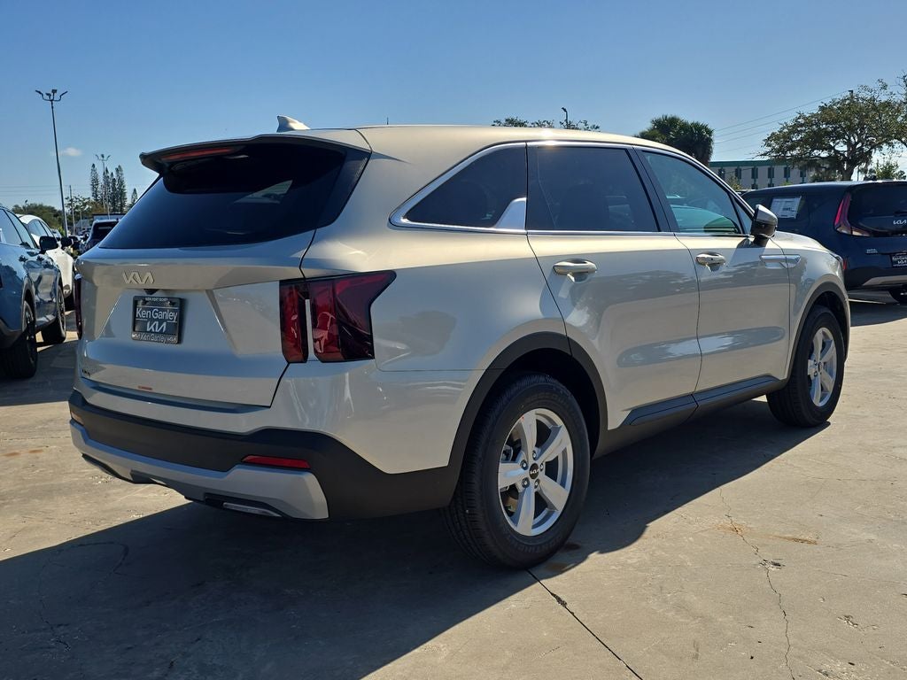 2026 Kia Sorento LX