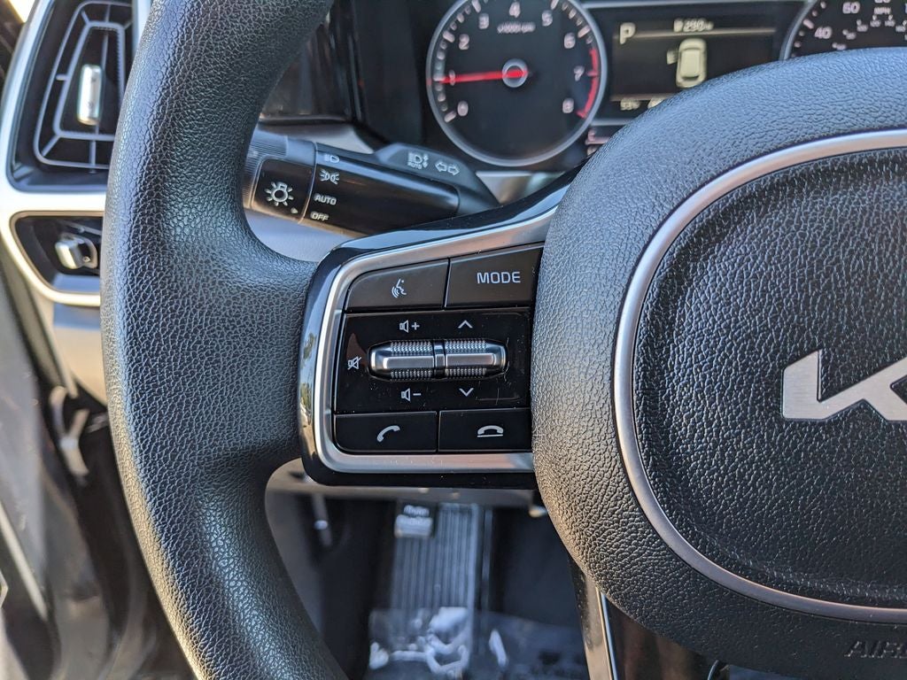 2022 Kia Sorento LX