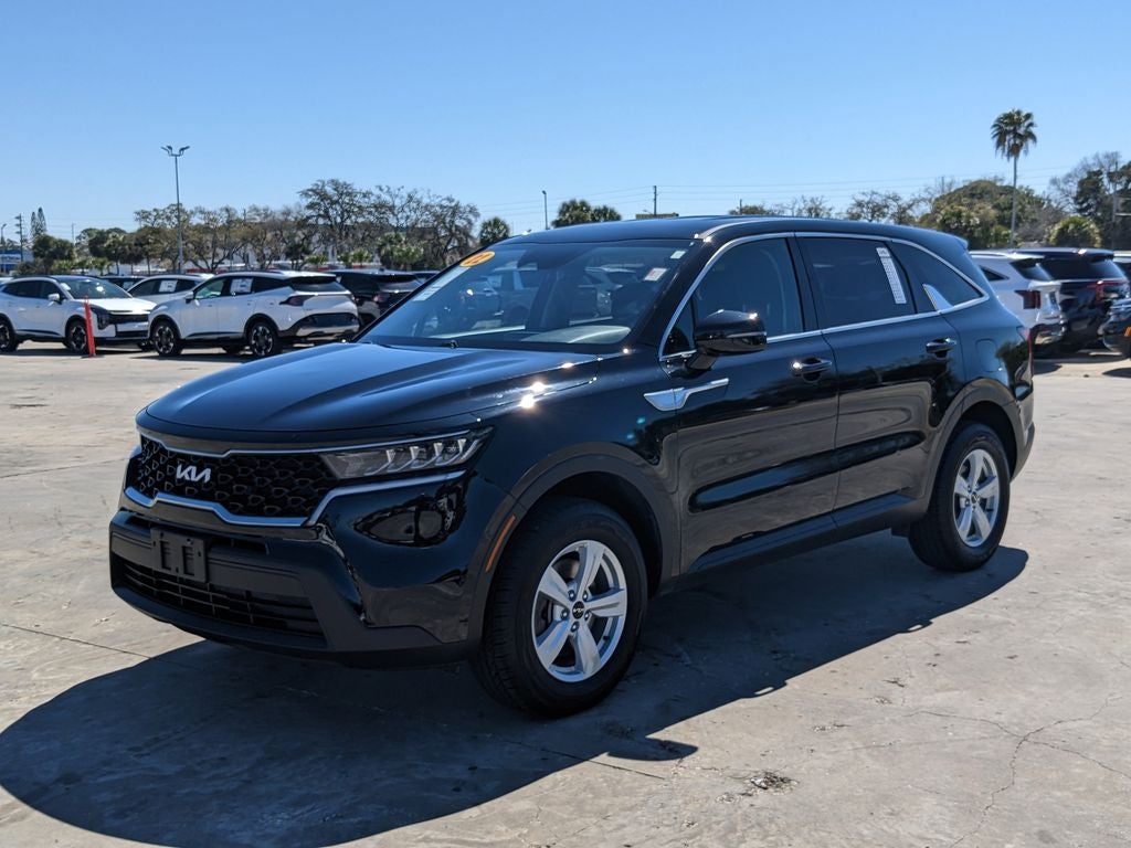 2022 Kia Sorento LX