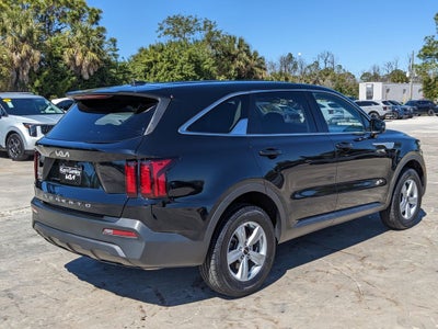 2022 Kia Sorento LX