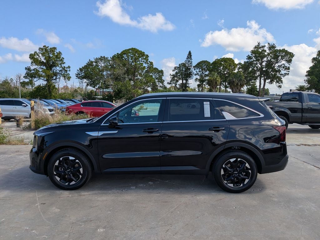 2025 Kia Sorento S