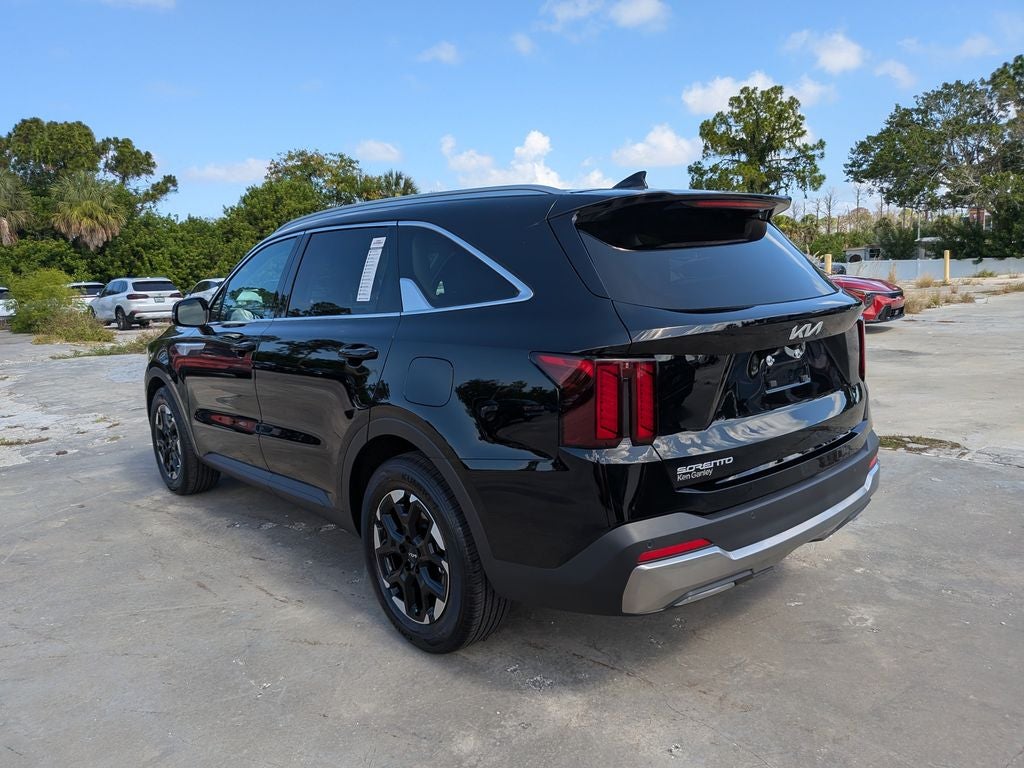 2025 Kia Sorento S