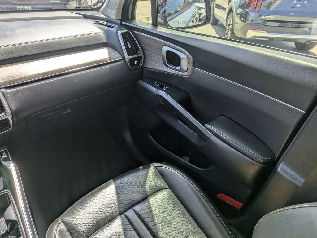 2022 Kia Sorento S