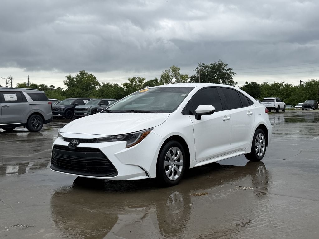 2024 Toyota Corolla LE
