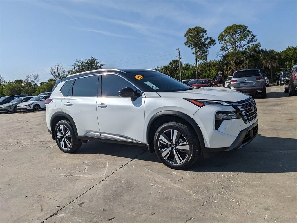 2025 Nissan Rogue SL