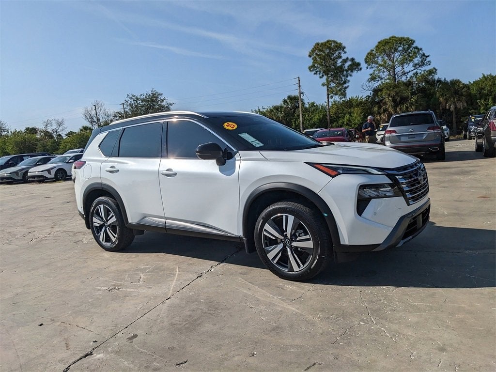 2025 Nissan Rogue SL