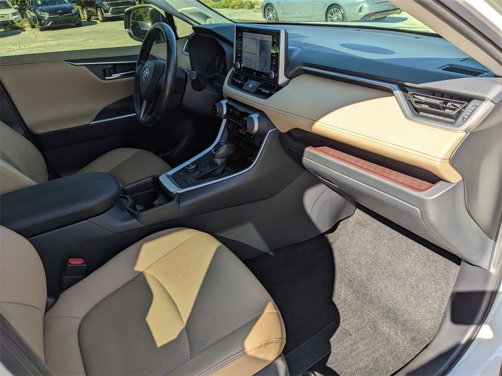 2019 Toyota RAV4 Hybrid Limited