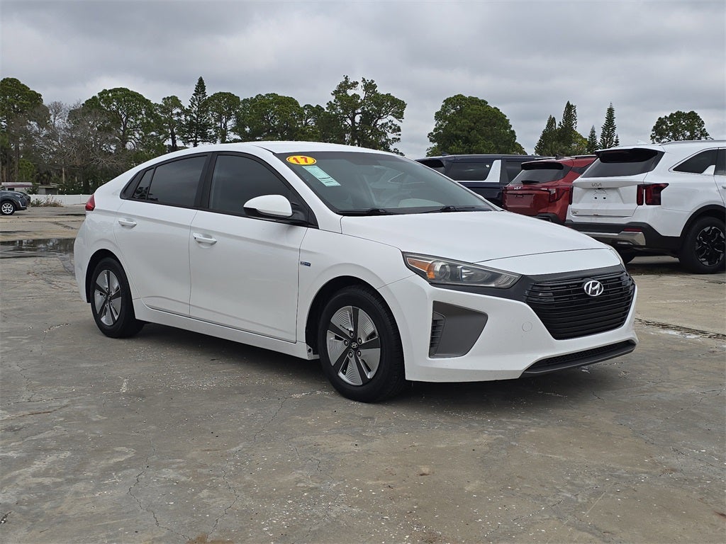 2017 Hyundai Ioniq Hybrid Blue
