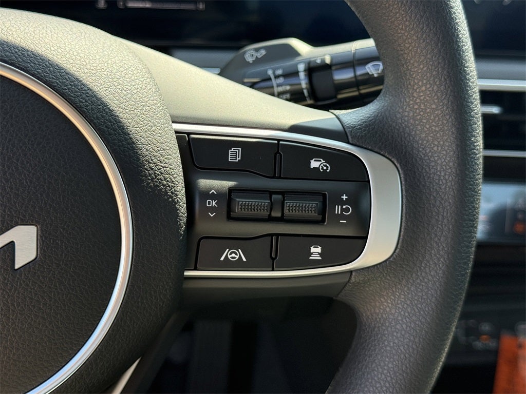 2026 Kia K5 LXS