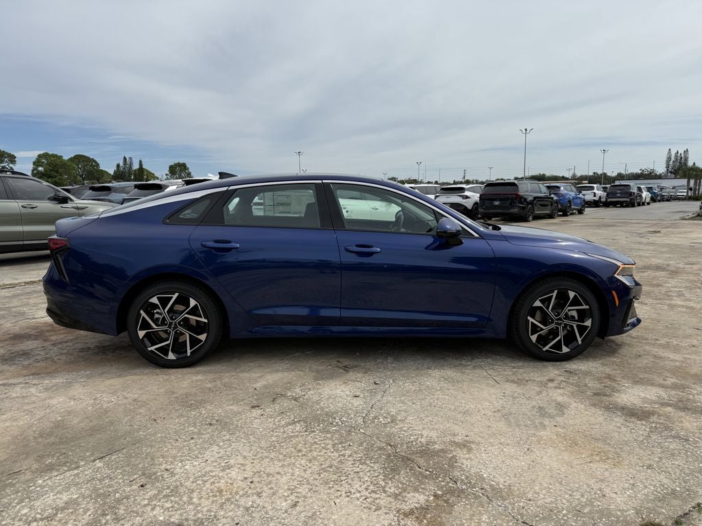 2026 Kia K5 EX