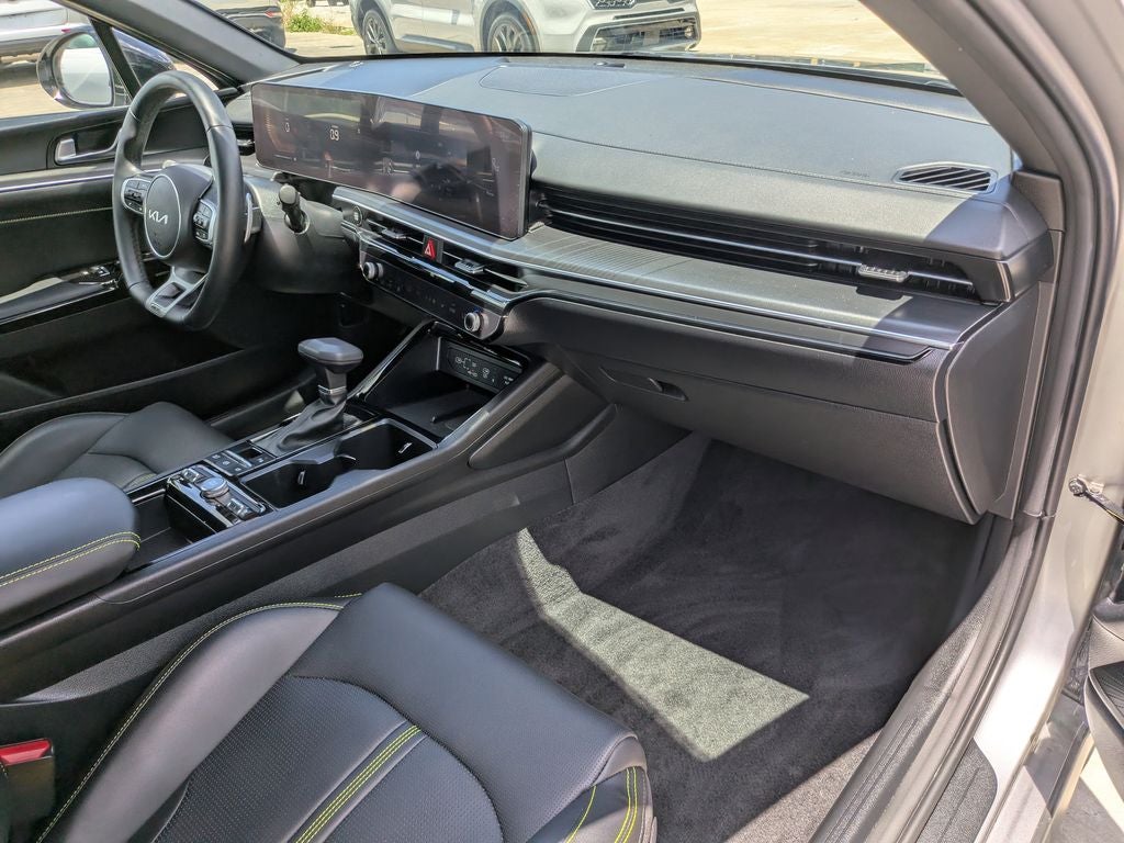 2025 Kia K5 GT
