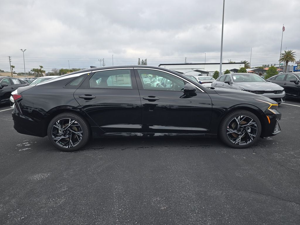 2026 Kia K5 GT-Line