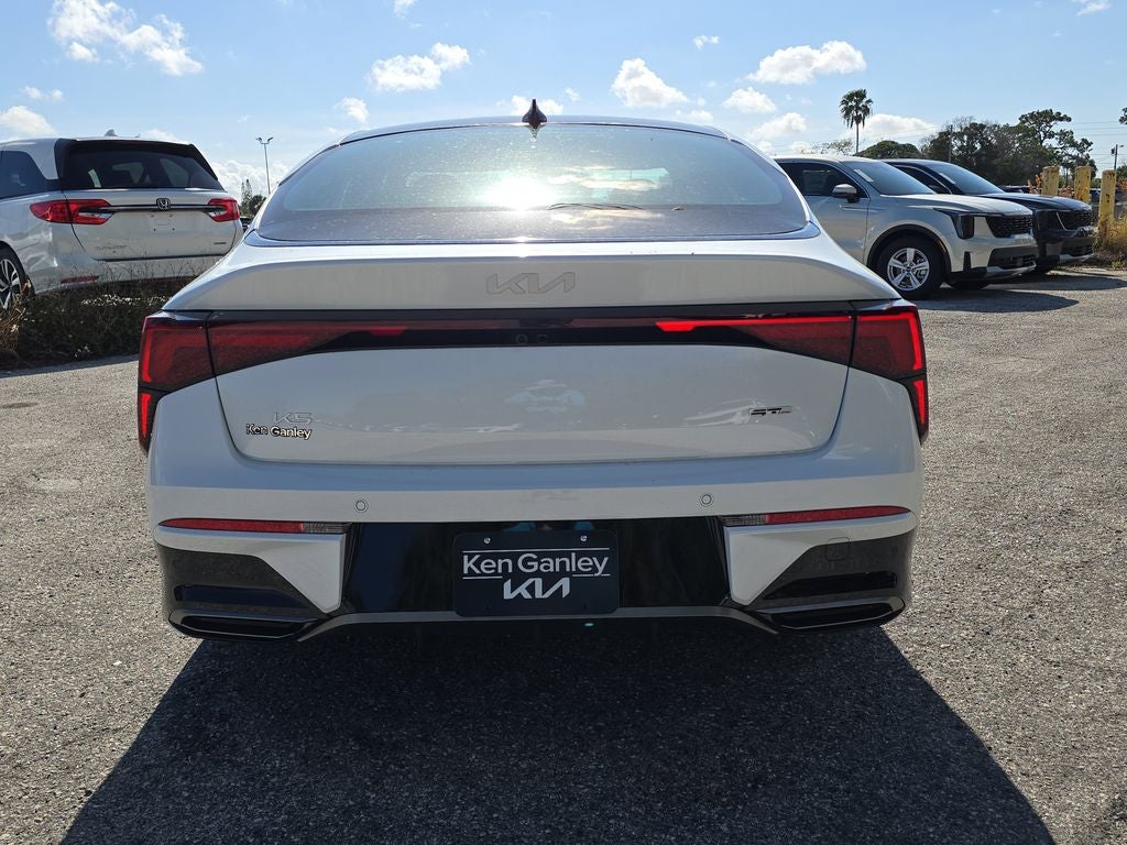 2026 Kia K5 GT-Line