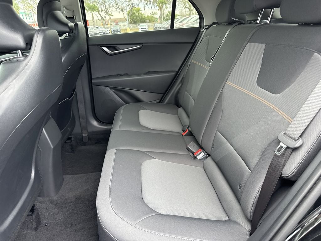 2026 Kia Niro LX