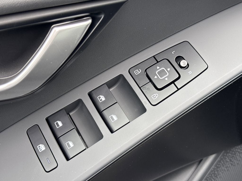 2026 Kia Niro LX