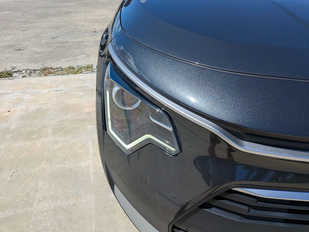2024 Kia Niro LX