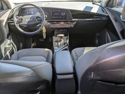2024 Kia Niro LX