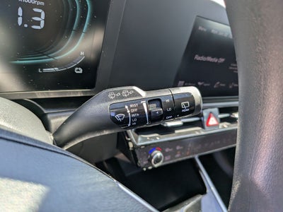 2024 Kia Niro LX