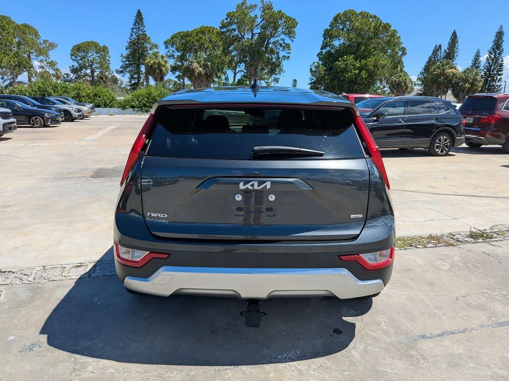 2024 Kia Niro LX