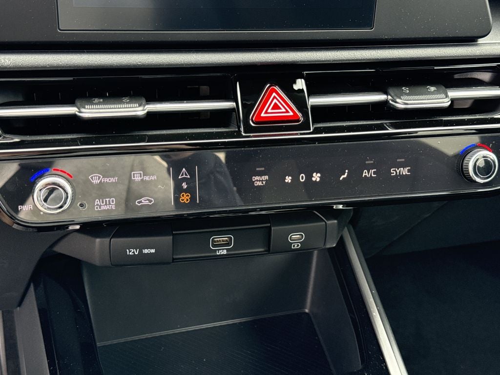 2026 Kia Niro LX