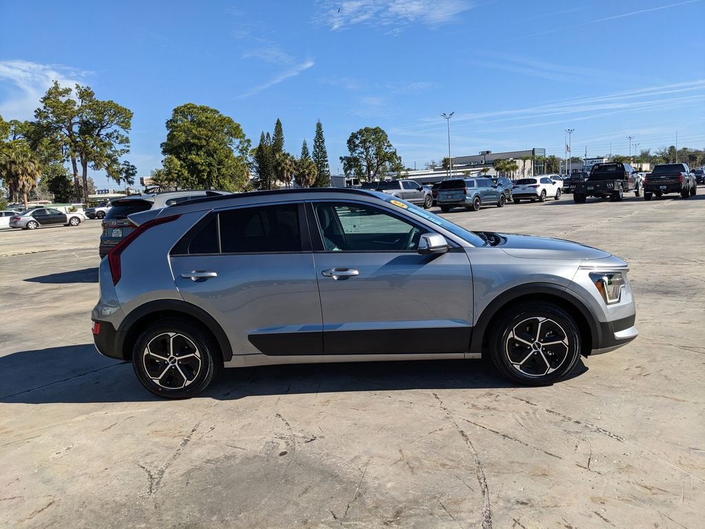 2025 Kia Niro EX
