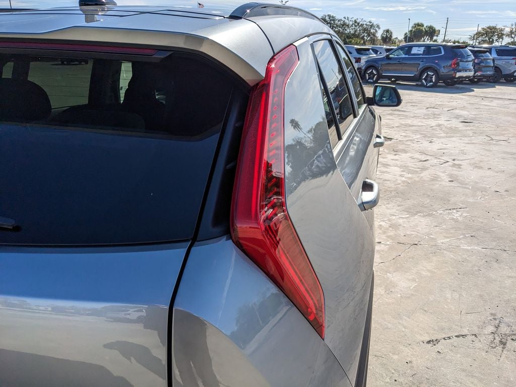 2025 Kia Niro EX