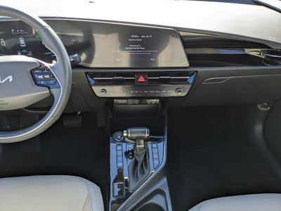 2025 Kia Niro EX
