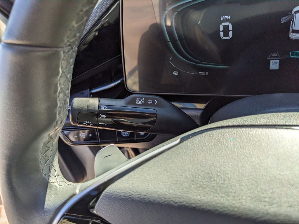 2025 Kia Niro EX