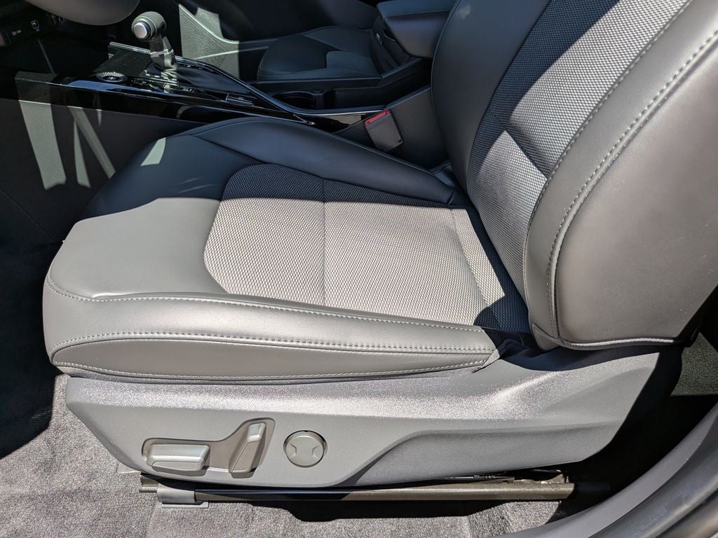 2025 Kia Niro EX Touring