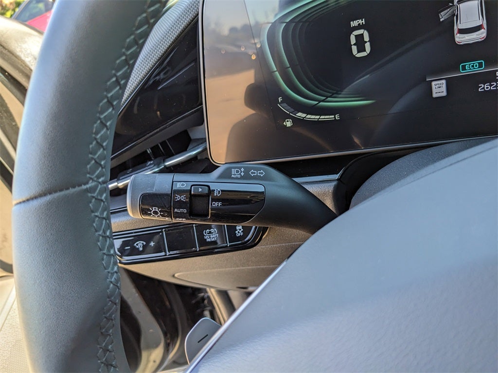 2024 Kia Niro EX Touring
