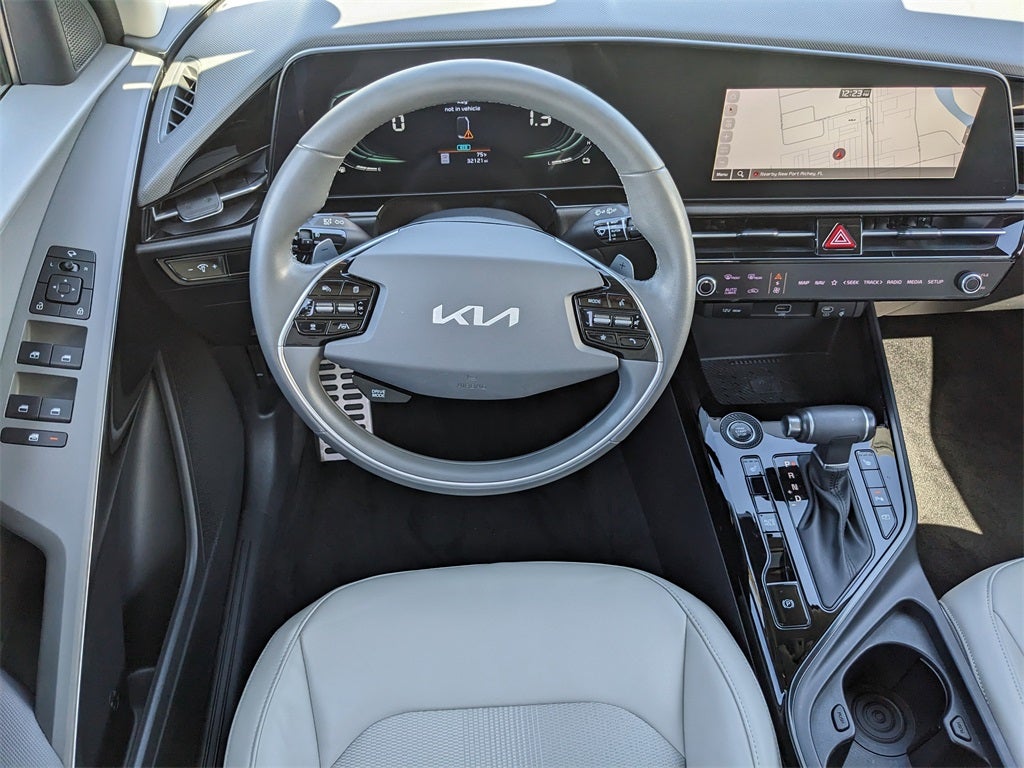 2023 Kia Niro EX Touring