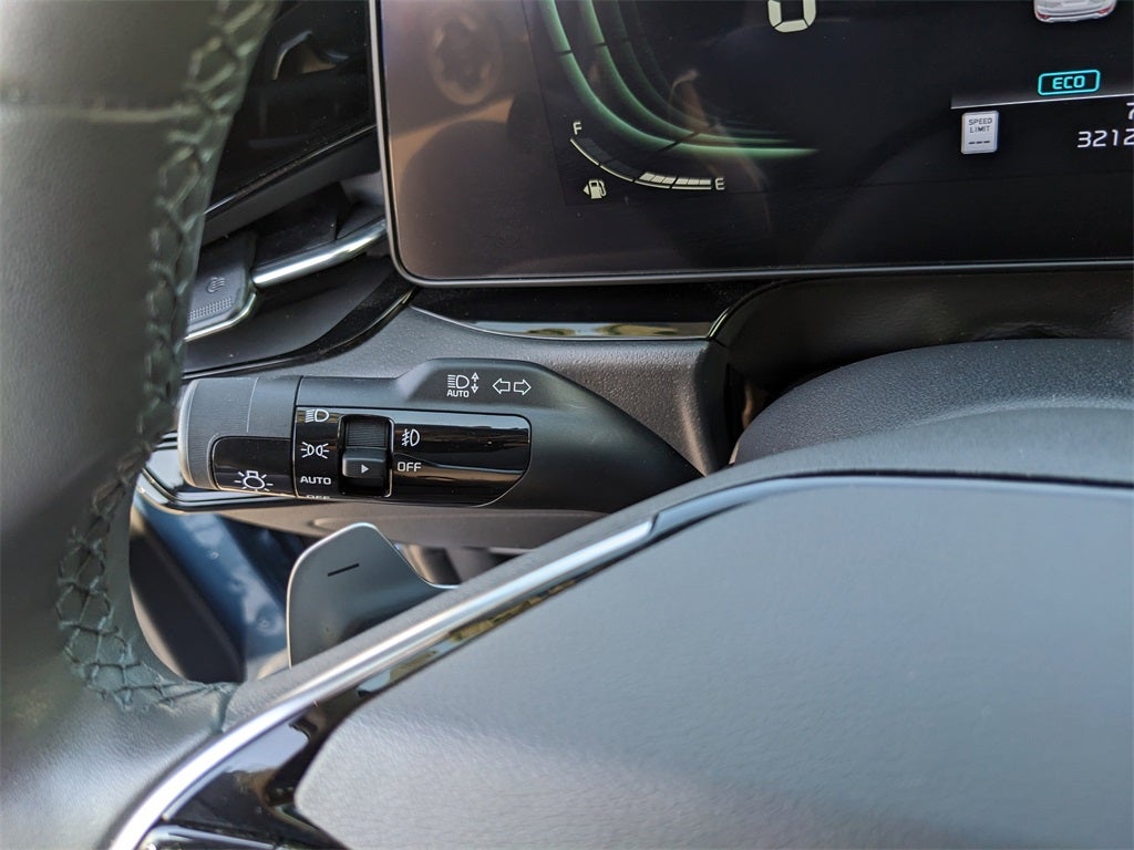 2023 Kia Niro EX Touring